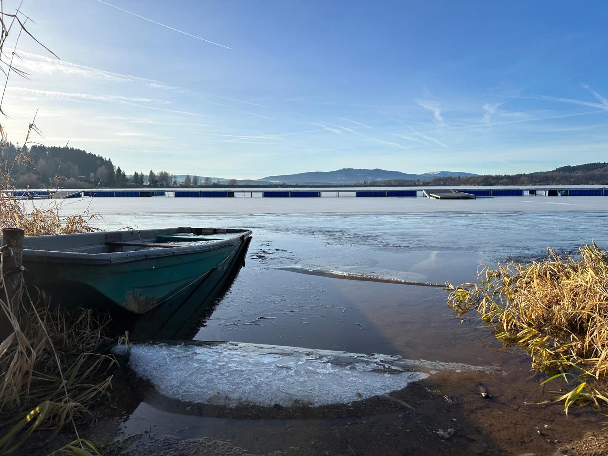 Unique Lipno Apartment Černá v Pošumaví Exteriör bild